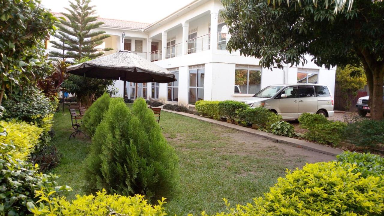 Wellsprings Hotel Gulu 外观 照片